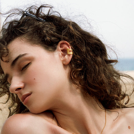 The New French Simple Geometric Temperament Ear Bone - Lotus Lane